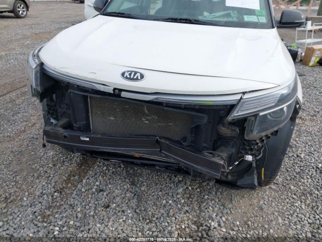 KNDEUCAA0M7041549 KIA SELTOS S