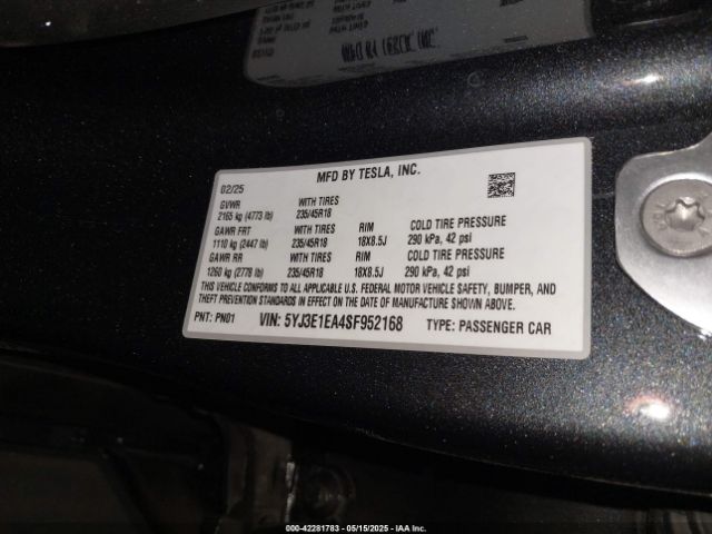2025 TESLA MODEL 3 5YJ3E1EA4SF952168 Photo 8