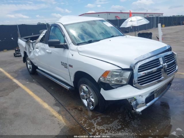 2019 RAM 1500 CLASSIC 1C6RR6LT2KS619557