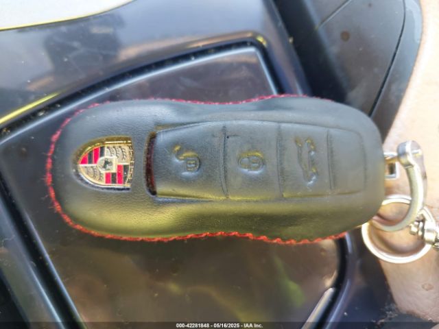 WP0AA2A79GL004758 Porsche PANAMERA 4