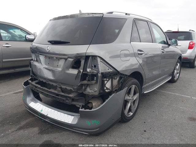 4JGDA5JB1GA712156 Mercedes-Benz m276