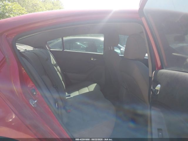 KNAFX4A68E5092661 KIA FORTE LX