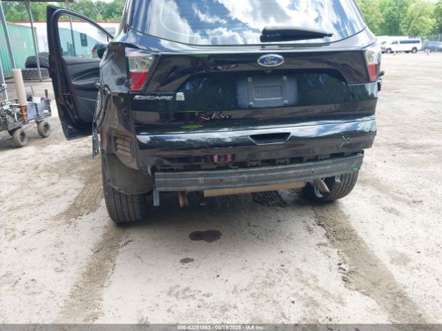 1FMCU0F76HUD05394 Ford ESCAPE S