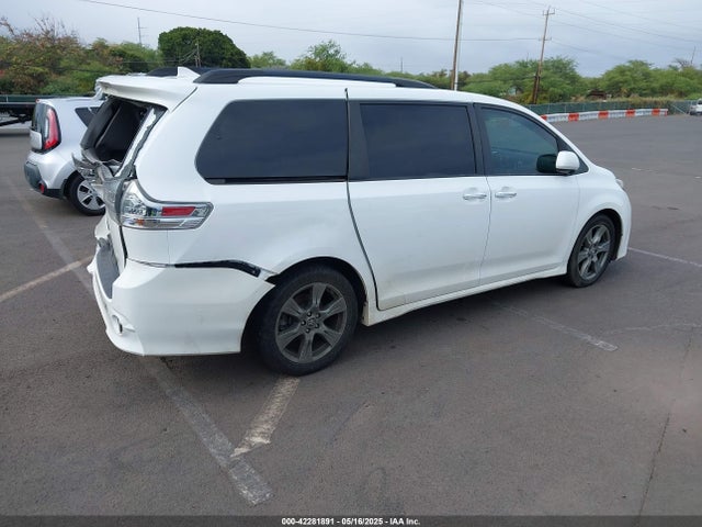 5TDXZ3DC0KS990321 Toyota 2gr-fks