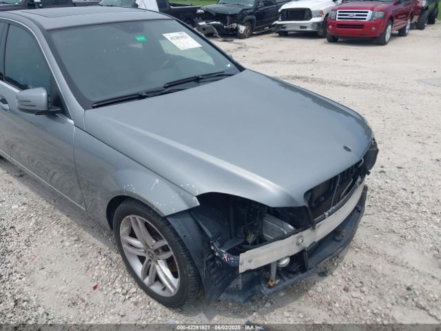 2012 MERCEDES-BENZ C 300 WDDGF8BB2CR226900 Photo 5