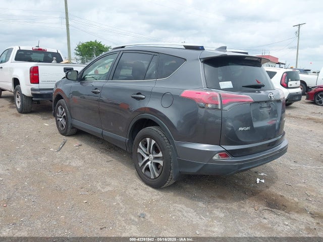 JTMZFREVXGJ072715 Toyota RAV4 LE