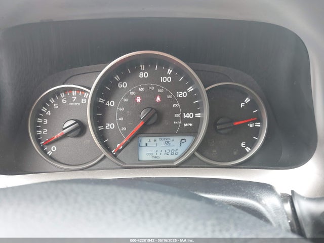 JTMZFREVXGJ072715 Toyota RAV4 LE