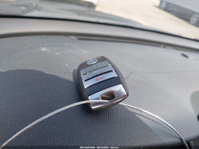 5XXGT4L19GG047568 KIA Optima Lx Turbo