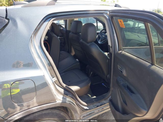 KL7CJPSMXNB557865 Chevrolet Trax Awd Lt