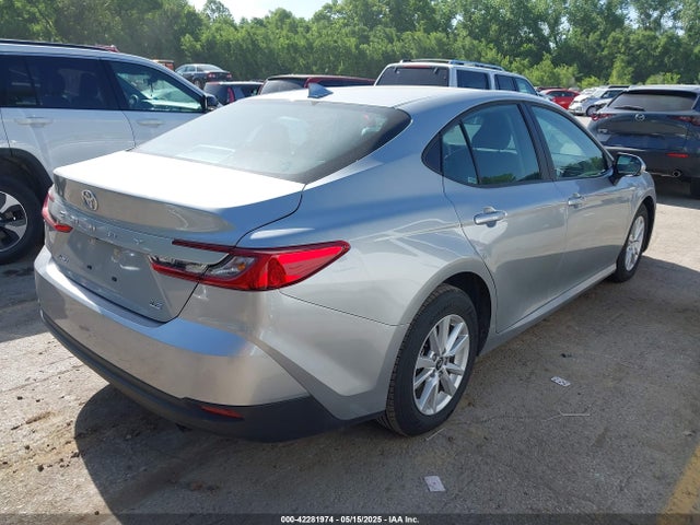 Toyota CAMRY LE 2025 4T1DAACK2SU031906 Image 4