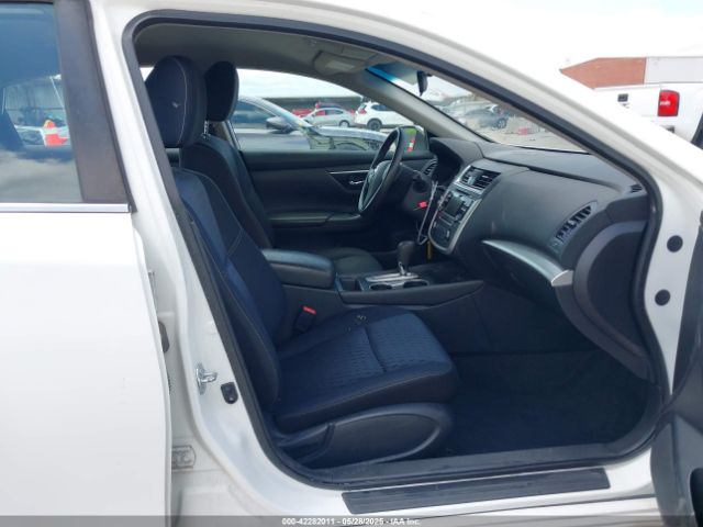 2017 NISSAN ALTIMA 1N4AL3AP6HN319884 Photo 4
