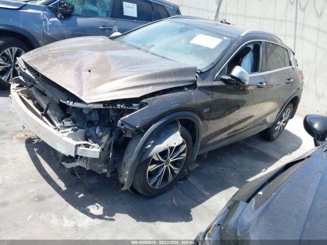 2017 INFINITI QX30 SJKCH5CR9HA018867 Photo 1