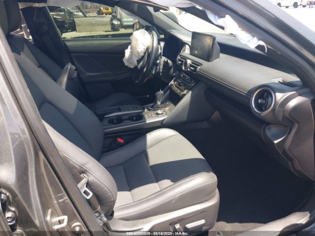 JTHDA1D24N5118903 Lexus IS 300
