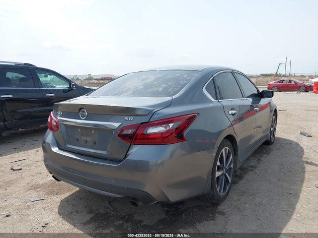1N4AL3AP5HN338068 Nissan Altima