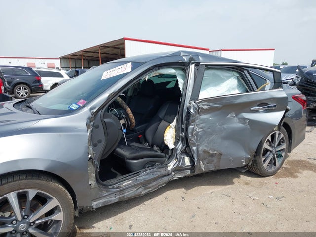 1N4AL3AP5HN338068 Nissan Altima