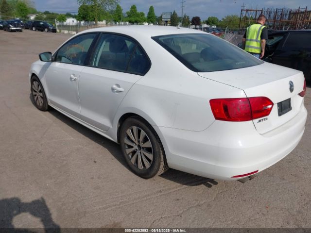 3VW1K7AJXEM373112 Volkswagen Jetta 2.0l S