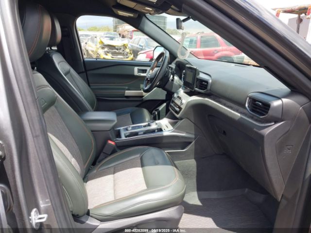 2022 FORD EXPLORER 1FMSK8JH4NGB87078 Photo 4