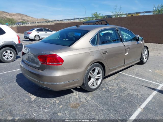 2015 VOLKSWAGEN PASSAT 1VWBT7A34FC053547 Photo 3