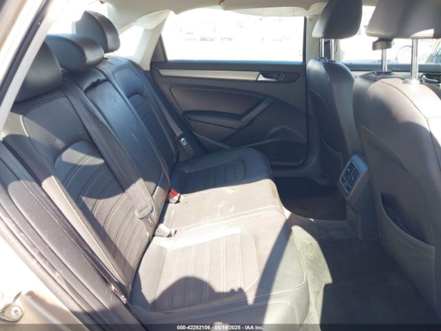 2015 VOLKSWAGEN PASSAT 1VWBT7A34FC053547 Photo 7