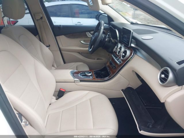 2017 MERCEDES-BENZ GLC 300 WDC0G4JB5HF176662 Photo 4
