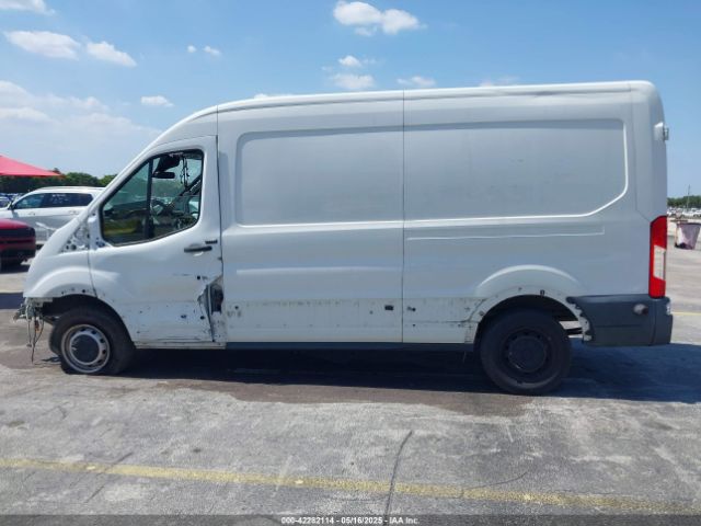 1FTYR2CM9HKA44193 Ford Transit-250