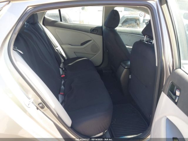 5XXGM4A77FG423221 KIA Optima Lx