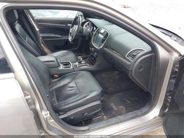 Chrysler 300c Awd 2014 2C3CCAKG8EH164446 Image 5