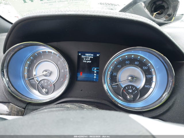 Chrysler 300c Awd 2014 2C3CCAKG8EH164446 Image 7