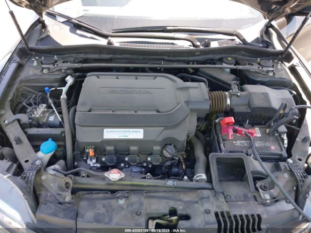 1HGCT2B07HA001084 Honda Accord Touring V6