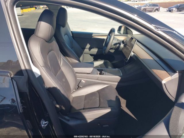 2024 TESLA MODEL Y 7SAYGDEE5RF115074 Photo 4