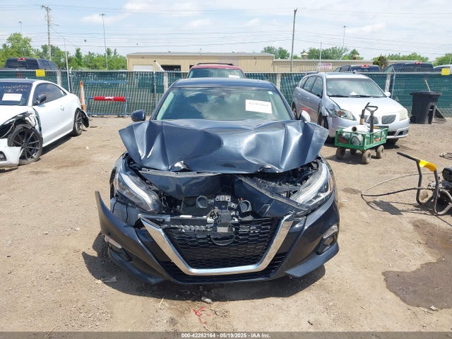 1N4BL4DW9KN300931 Nissan Altima 2.5 Sv