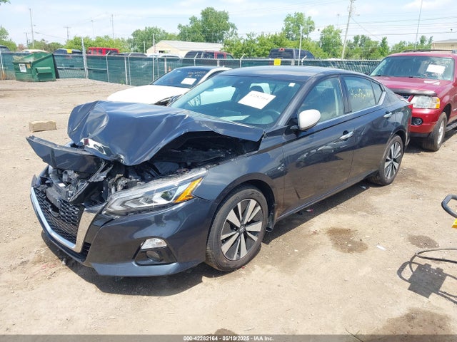 1N4BL4DW9KN300931 Nissan Altima 2.5 Sv