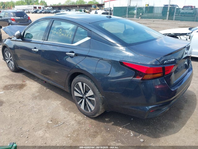 1N4BL4DW9KN300931 Nissan Altima 2.5 Sv