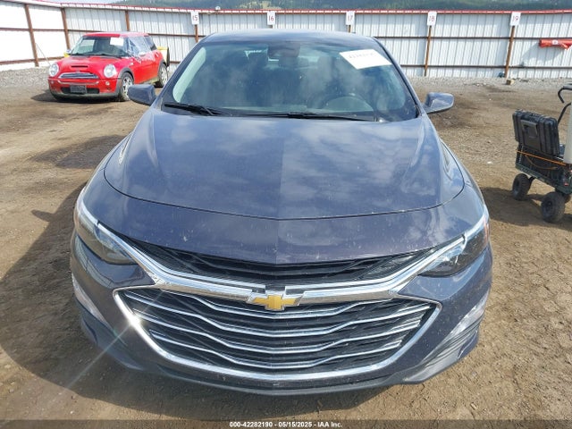 1G1ZD5ST3SF139662 Chevrolet Malibu Fwd 1lt