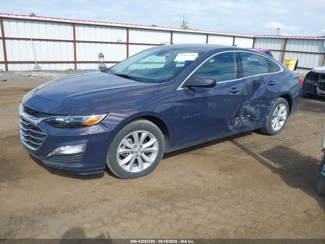 1G1ZD5ST3SF139662 Chevrolet Malibu Fwd 1lt