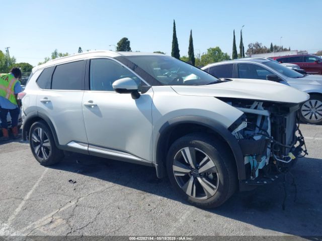 JN8BT3DC1PW105549 Nissan Rogue Platinum Fwd
