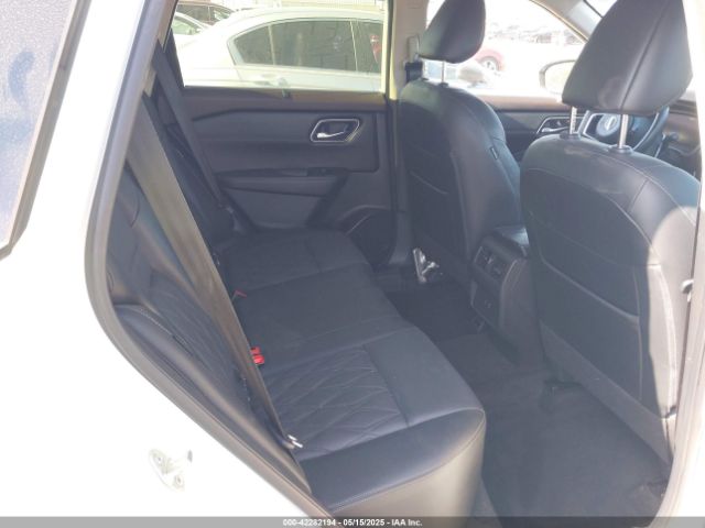 JN8BT3DC1PW105549 Nissan Rogue Platinum Fwd