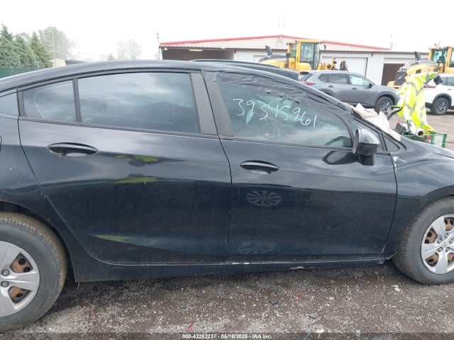 1G1BC5SM1H7226606 Chevrolet Cruze Ls Auto