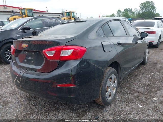 1G1BC5SM1H7226606 Chevrolet Cruze Ls Auto