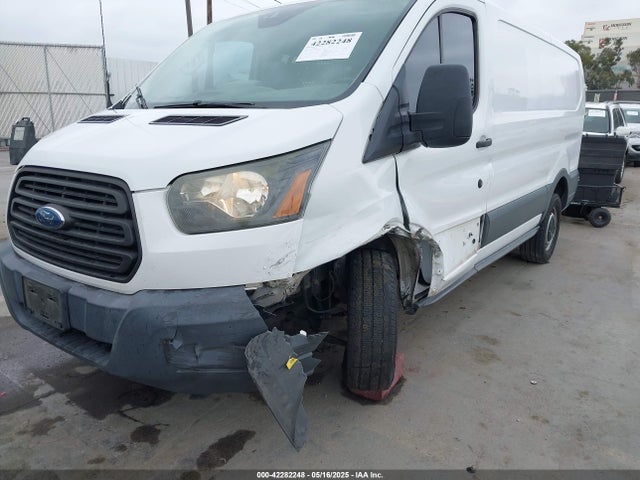1FTYE1YM1HKA17584 Ford Transit-150