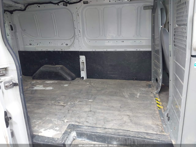 1FTYE1YM1HKA17584 Ford Transit-150