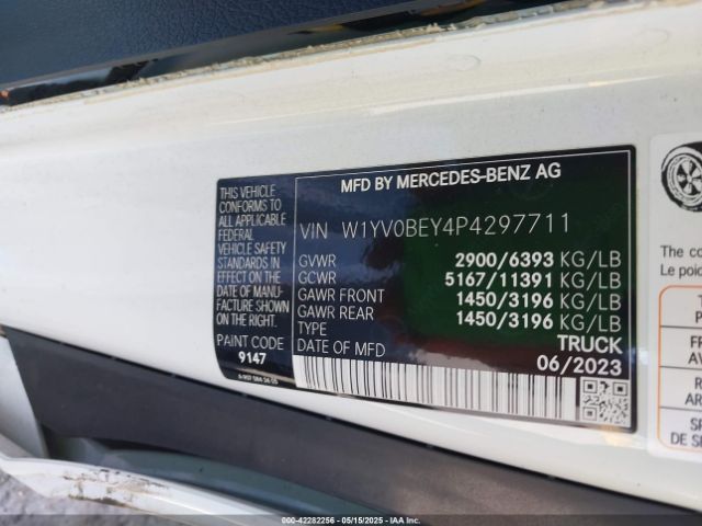 2023 MERCEDES-BENZ METRIS W1YV0BEY4P4297711 Photo 8