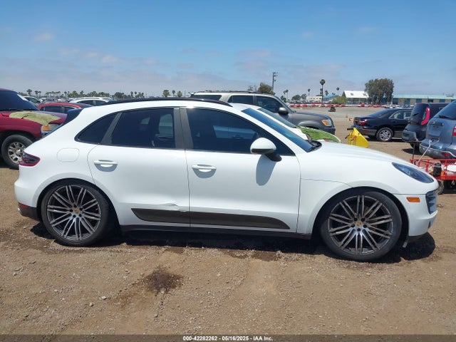 Porsche Macan 2015 WP1AB2A52FLB59239 Image 14