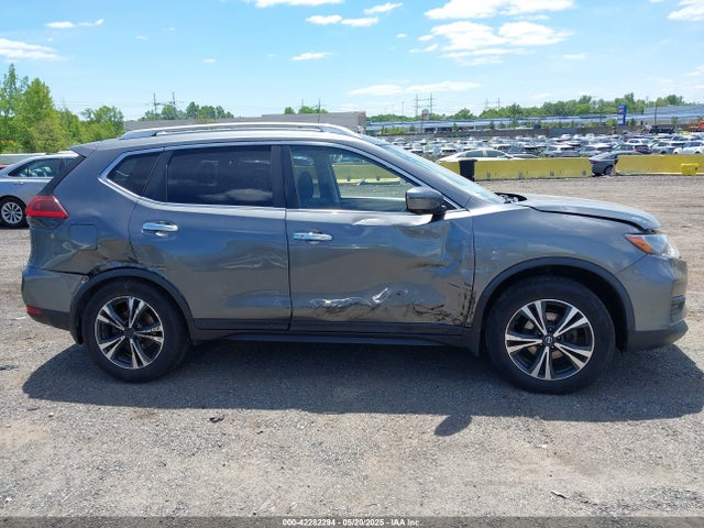 JN8AT2MV8KW370517 Nissan ROGUE SV