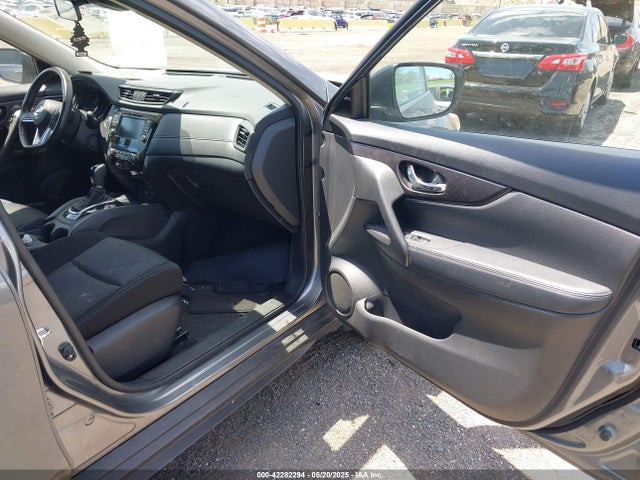 JN8AT2MV8KW370517 Nissan ROGUE SV