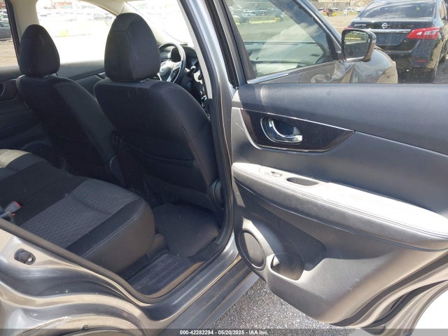 JN8AT2MV8KW370517 Nissan ROGUE SV
