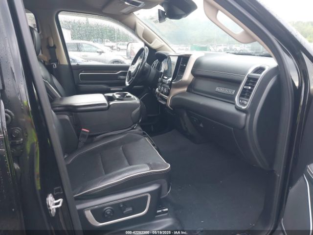 1C6RREJT8KN506787 RAM 1500 Laramie  4x2 5'7 Box