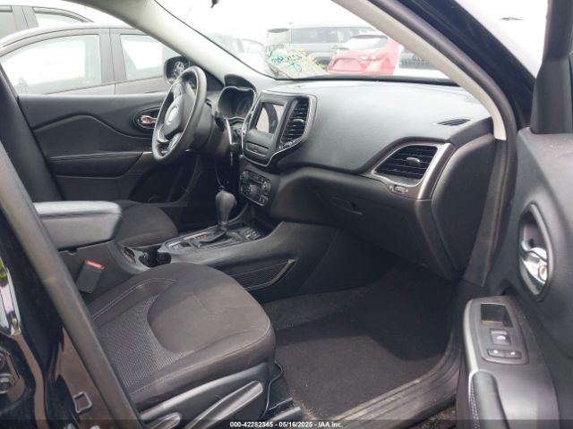 2020 JEEP CHEROKEE 1C4PJLCB5LD539057 Photo 4
