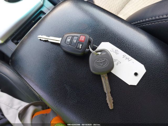 4T1BF1FK1EU348732 Toyota CAMRY SE