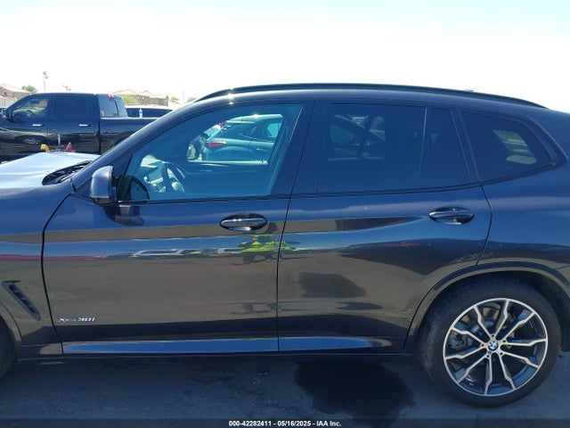 5UXTR9C58JLD59743 BMW X3